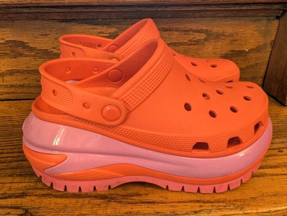 Crocs Mega Crush Shoes Women's 6 Orange Purple Pink Platform Clogs Lava Chunky